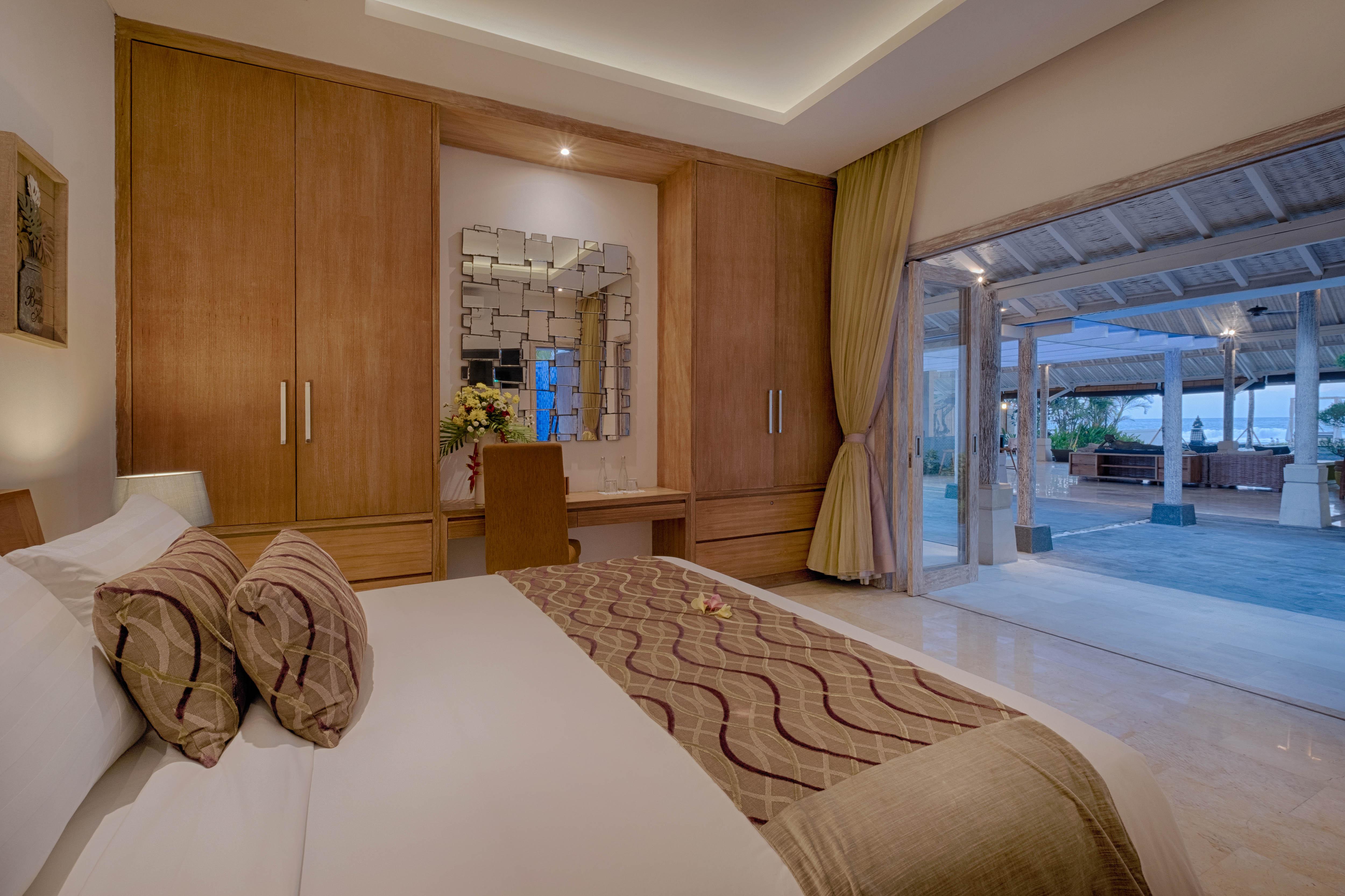 Kutus Kutus Saba Beach Villa Сукаваті Екстер'єр фото