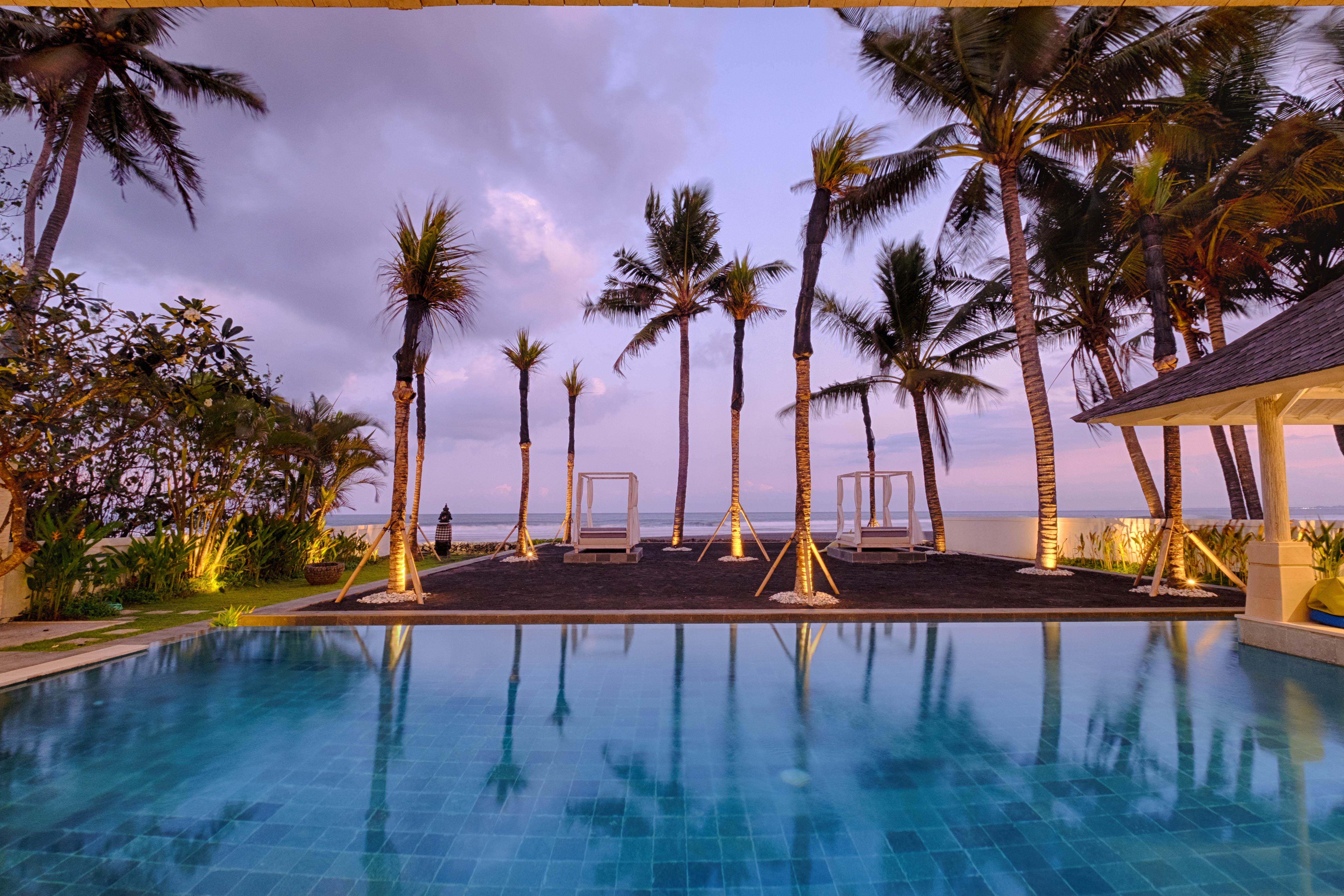 Kutus Kutus Saba Beach Villa Сукаваті Екстер'єр фото